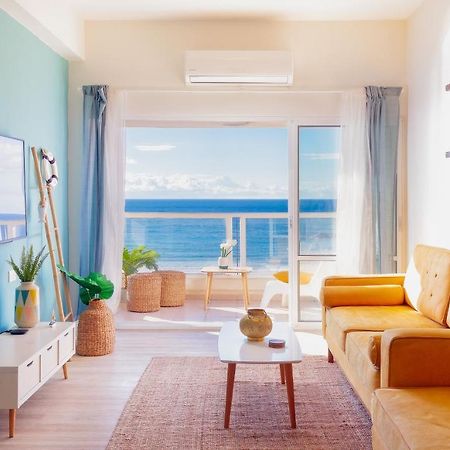 4 Bedroom Apartment On The Beach Тель-Авів Екстер'єр фото