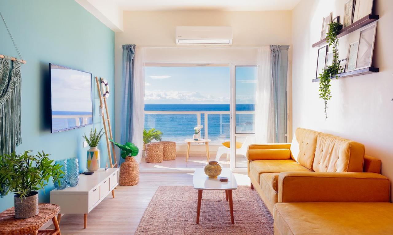 4 Bedroom Apartment On The Beach Тель-Авів Екстер'єр фото